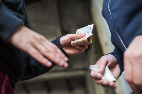 Buying Drugs And The Dangers Involved While In Active Addiction