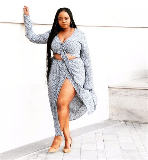 Stretch Marks Are Normal Says Thickleeyonce While Defending Gigi
