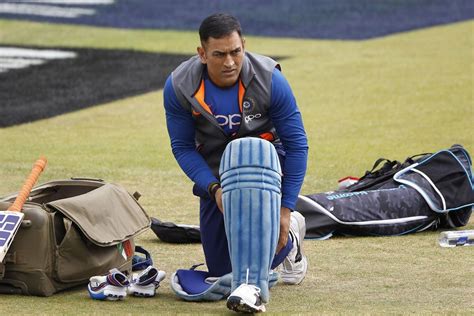 Mahendra Singh Dhoni Birthday Interesting Facts About Captain Cool You