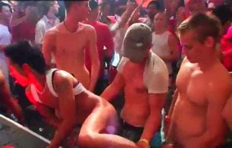 Orgia Porno Gay Em Boate Lgbt Videos Sexo Gay Assistir Videos De