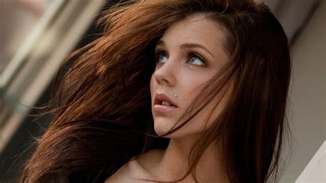 Women Model Redhead Long Hair Face Kiera Winters Looking Away Open Mouth Pornstar Portrait Windy