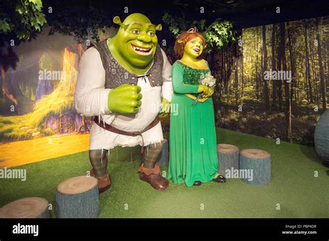 Amsterdam Netherlands Jun 1 2015 Shrek And Fiona Madame Tussauds