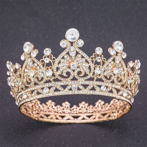 Gold Tiara In 2020 Quinceanera Crowns Tiaras Quinceanera Jewelry Quinceanera Tiaras