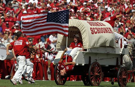 Oklahoma Football The 20 Most Beloved Figures In Ou History News