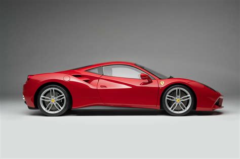 Ferrari mansory siracusa 4xx spider 2017. Ferrari 488 GTB | 1:8 Scale Model Car | Amalgam Collection - Model Citizen Diecast