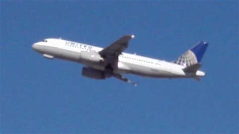 United Airbus A320 Takeoff At Lax Youtube