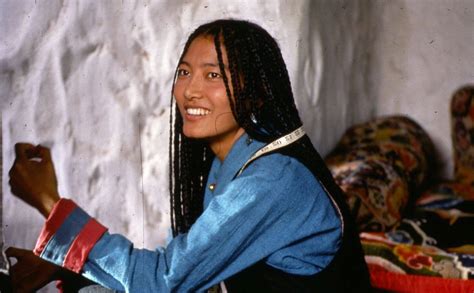 Dalai lama, 14 years old. 7 Years in Tibet - Lhakpa Tsamchoe
