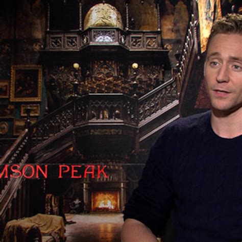 why tom hiddleston got naked for crimson peak