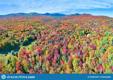 Stunning Panoramic Aerial Over Vermont Peak Fall Foliage Mountains