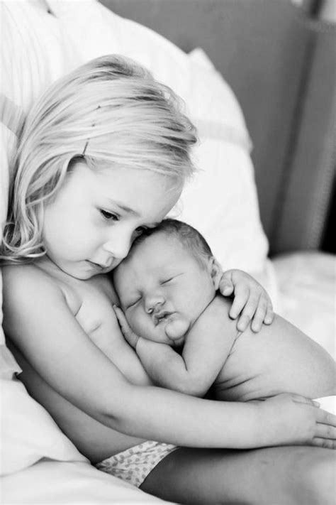 Sibling Love Fotografia De Bebês Recém Nascidos Fotos De Irmãos