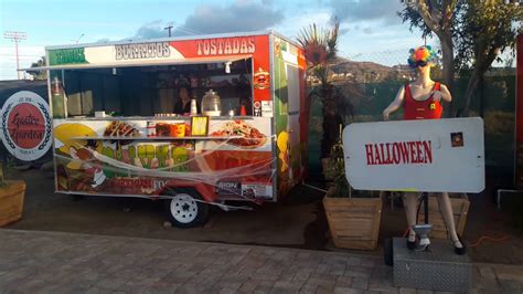 This food truck just rolled into downtown tampa and into my heart. Food Truck de Comida Mexicana OLIVER MEXICAN TRUCK - YouTube