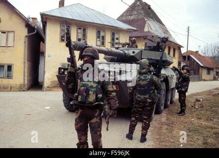 Die NATO-Intervention in Bosnien Herzegowina, Rumänische ...