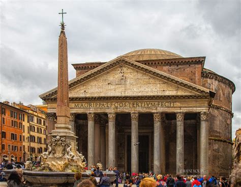 This is famous piazza in the historical center of the eternal city, which owes its name to palazzo di spagna, seat of the embassy of spain among the holy see. Top 10 Must-See Attractions in Rome Italy - The Best List