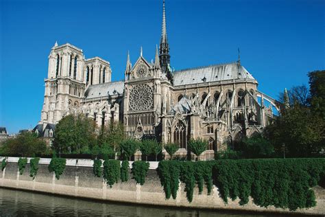 Notre Dame De Paris History Style Fire And Facts Britannica
