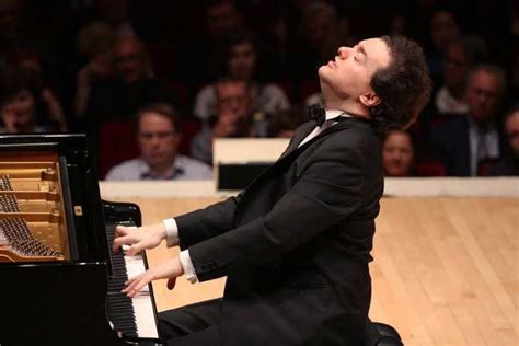 5 Most Famous Piano Players In The World