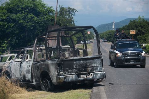 Aguililla Michoacán 13 Officers Killed In Ambush Of Mexico Police