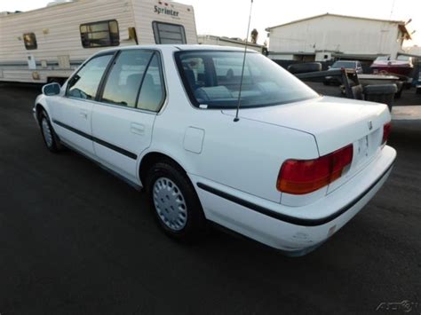 1992 Honda Accord Lx Used 22l I4 16v Manual Sedan No Reserve For Sale