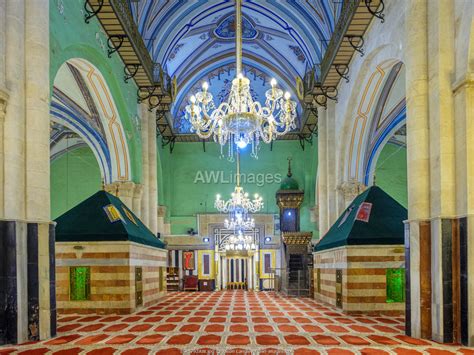Awl Palestine Interior Of Ibrahimi Mosque Al Haram Al