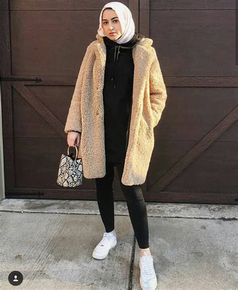 Teddy Bear Coats With Hijab Style Just Trendy Girls Hijab Fashion Hijabi Fashion Fashion