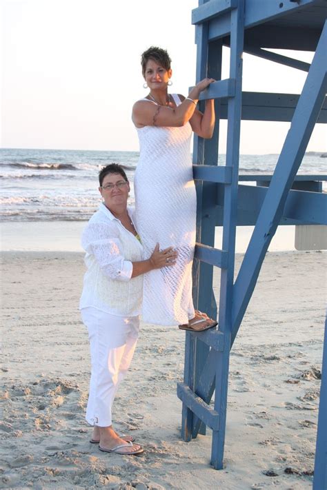 perfect lesbian beach wedding pose lesbian beach wedding wedding