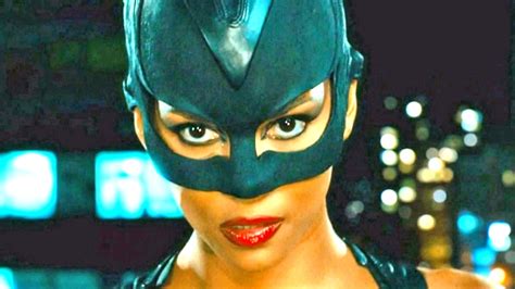 Halle Berry Catwoman Costume