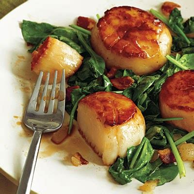 They cook in literally three minutes. Low-calorie Recipe for Seared Sea Scallops - Natural Fitness Tips
