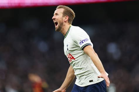 Harry Kane Becomes Tottenhams All Time Record Scorer With 267th Spurs