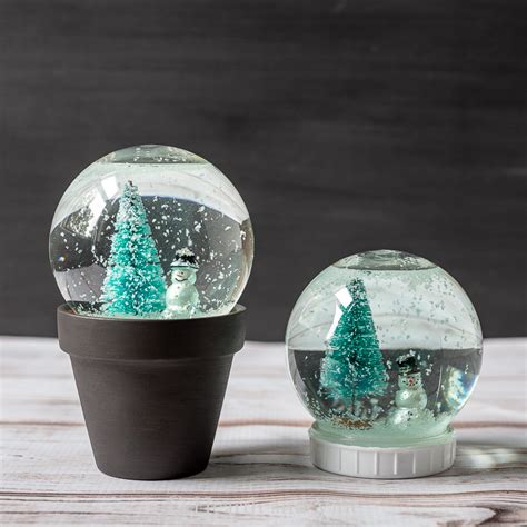 Diy Snow Globe A Fun And Easy Christmas Craft Hearth And Vine