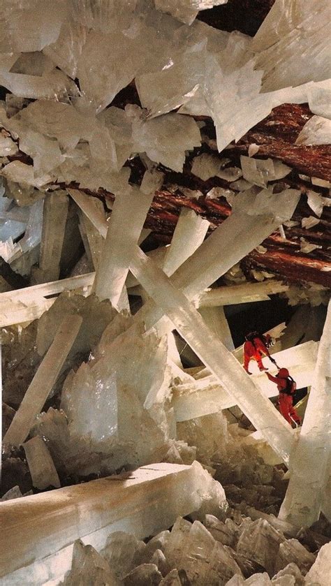 Cave Of The Crystals In Naica Mexico Large Crystals Crystals Geology