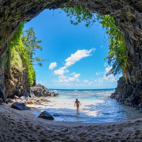 Amazing Sea Cave On The Island Of Kauai In Hawaii Photography By Chad