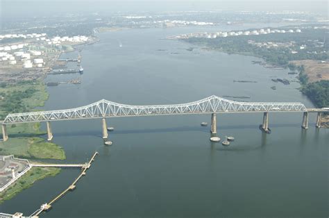 Outerbridge Crossing In Perth Amboy To Staten Island Nj United States