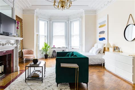 Get all of hollywood.com's best movies lists, news, and more. This 500-Square-Foot Boston Studio Apartment Is Incredibly ...