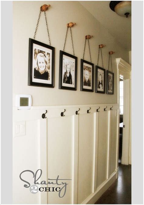 10 Chic Ways To Decorate Your Entryway Wall 10 Hallway Gallery Wall