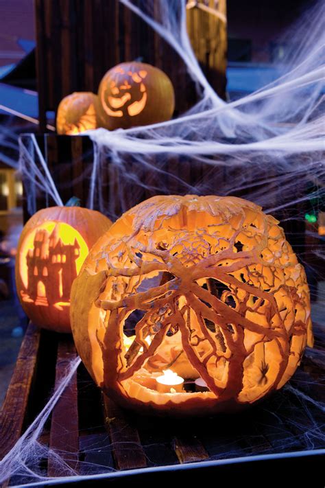 Spider Web Halloween Pumpkins | Pumpkin carving, Scary halloween pumpkins, Halloween pumpkins ...