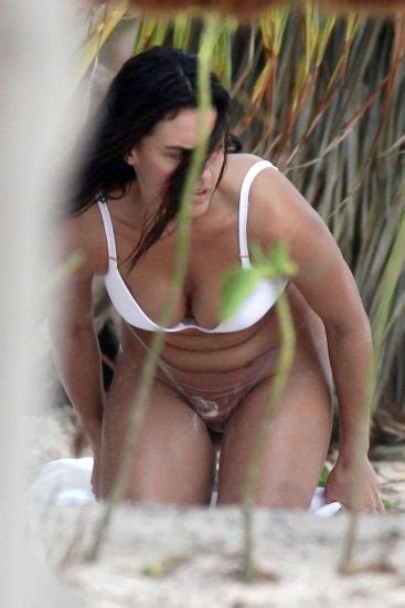 Monika Clarke Nude Tits At Beach Photo Shooting Scandal The