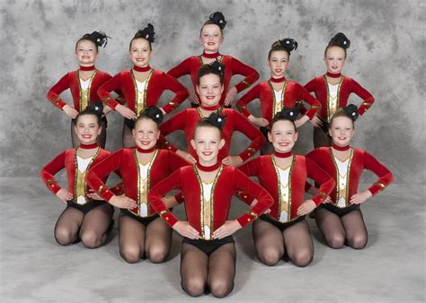 Pin By Melissa Morton Martinez On Dance Pictures Dance Team Pictures