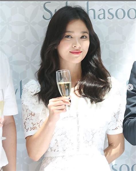 song hye kyo s first public appearance after divorce news allkpop