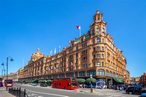 Six Fun Facts You Never Knew About Harrods Travelguidelondon