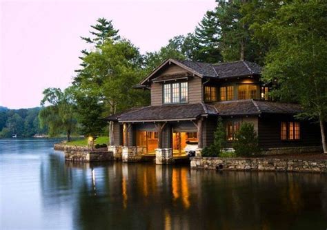 Some Of The Most Beautiful Waterfront Log Houses Waterfront Lake