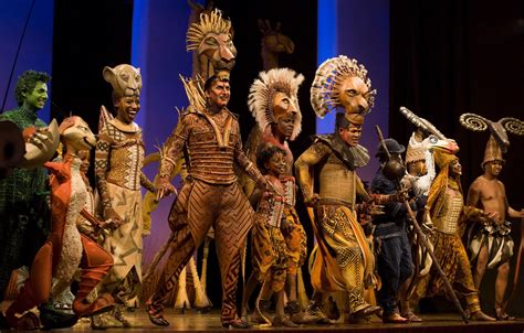 Gorgeous Photo Of The Cast Of The Lion King At Birmingham Hippodrome Lion King Broadway