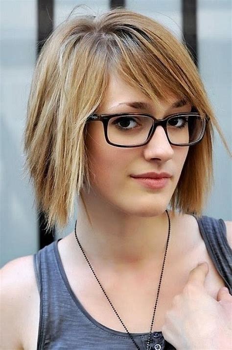 29 Medium Haircut With Glasses Top Inspiration