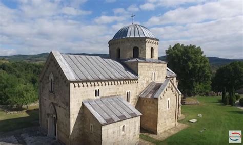 Manastir Gradac Pravoslavni Biser U Dolini Jorgovana