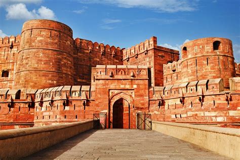 14 Top Rated Attractions And Places To Visit In Agra Planetware