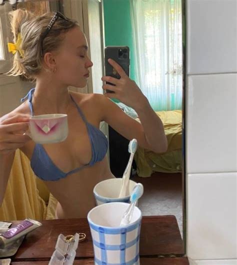 Lily Rose Depp Wows In Tiny Blue String Bikini During Tropical Getaway Hello