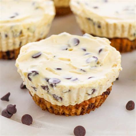 Mini Chocolate Chip Cookie Dough Cheesecake Cups