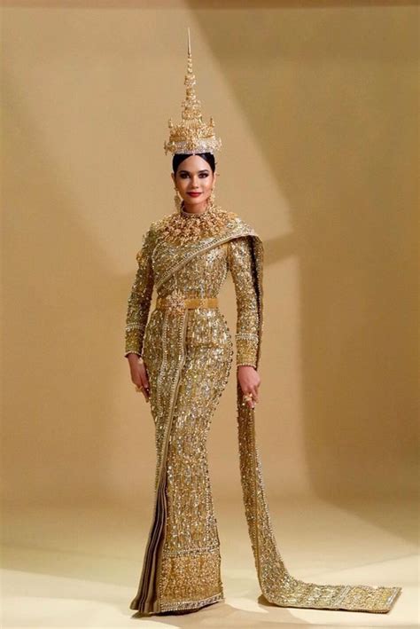 Miss universe thailand 2017 was the 18th edition of the miss universe thailand pageant held at royal paragon hall, siam paragon in bangkok on 29 july 2017. National costume: Miss thailand Universe 2017 | ชุดเดรส ...