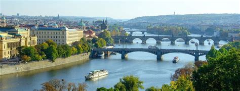 Bundespolizei führt scharfe einreiseüberprüfungen durch. Mit dem Wohnmobil nach Tschechien: Die schönsten Highlights