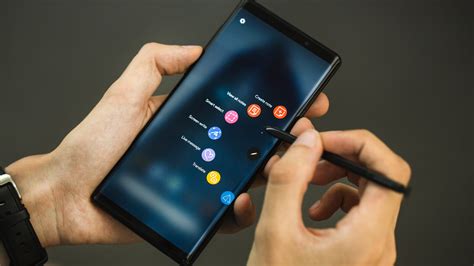 Samsung galaxy note10+ android smartphone. Samsung Galaxy Note 10 : le S-Pen aura son propre appareil ...
