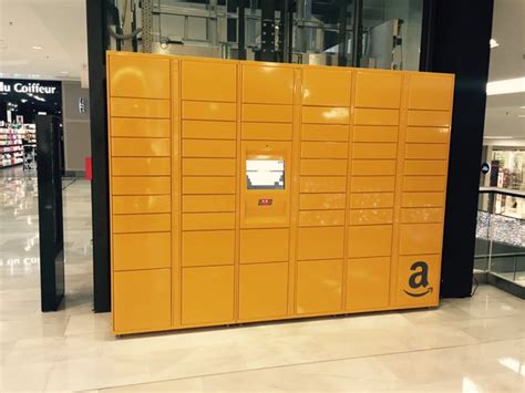 There are 1006 united states postal service collection boxes and post offices available to the public in new york, ny. Amazon reportedly installs first lockers in France | Post ...