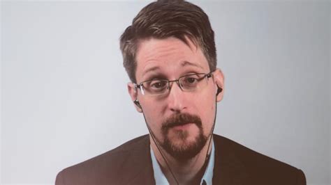 Us Whistleblower Edward Snowden Applies For Russian Citizenship